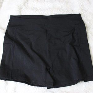 Halara High-waisted Yoga Shorts -- Medium -- NWT
